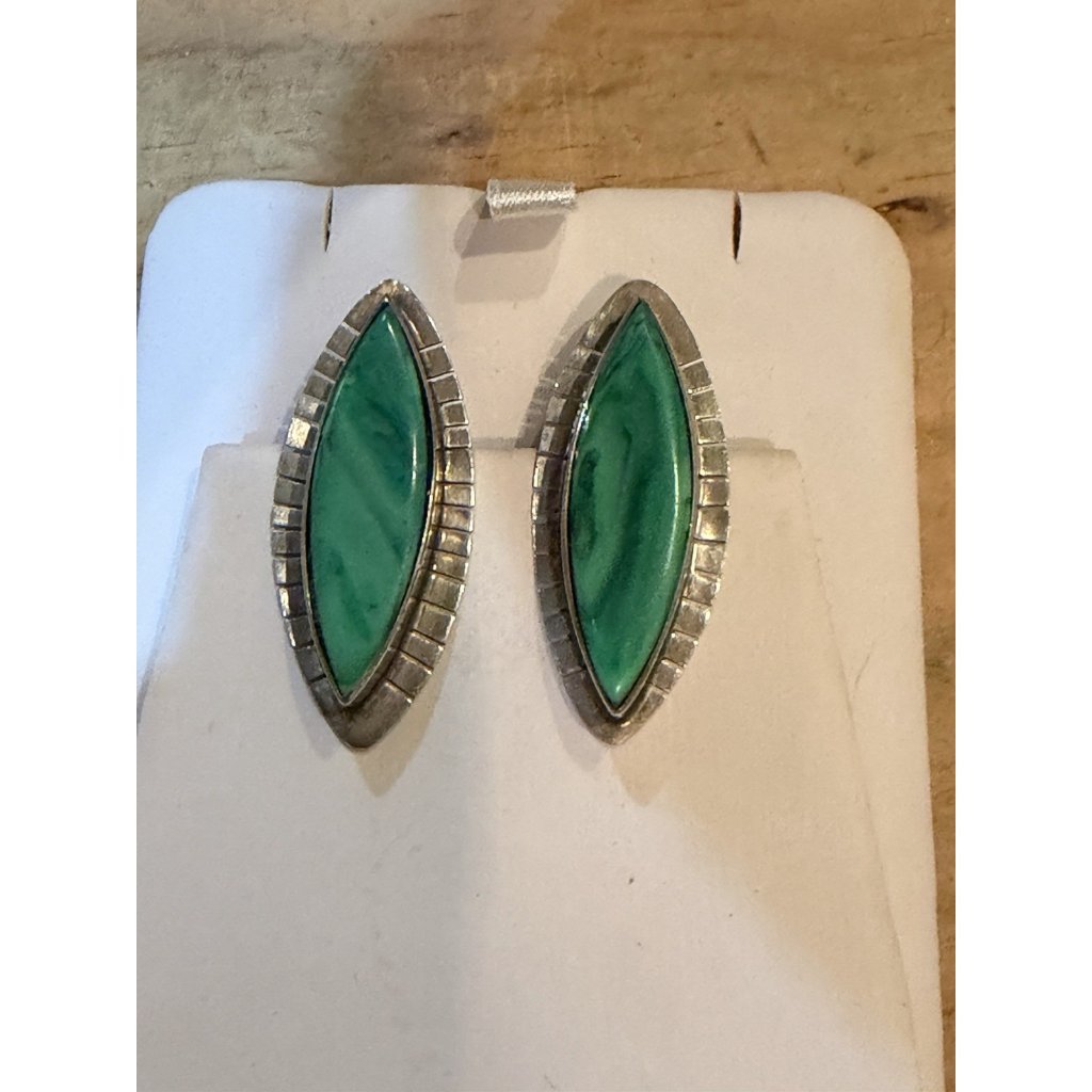 Vintage Sterling Silver Malachite Marquise Clip On Earrings Southwestern Style 50$